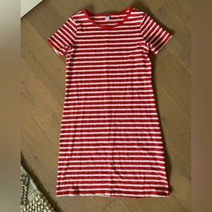 Old Navy red & white striped t-shirt dress. Size M Tall.
